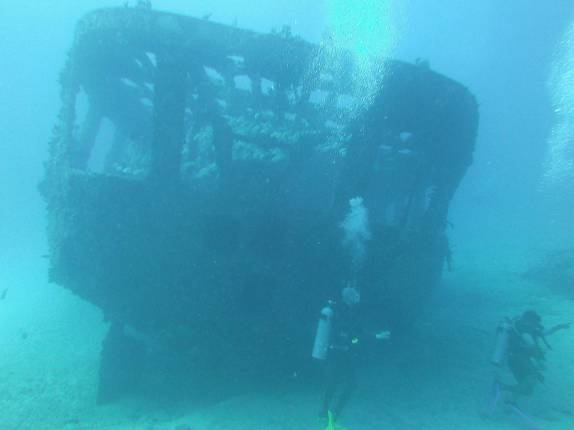 Mergulho em naufrágio em Isla Mujeres, no litoral do Yucatán, no sul do México